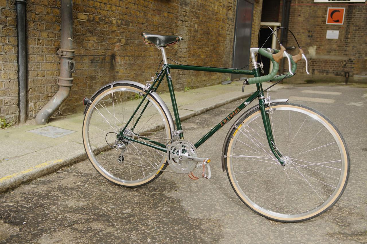 Evans Cycles 90th tourer |