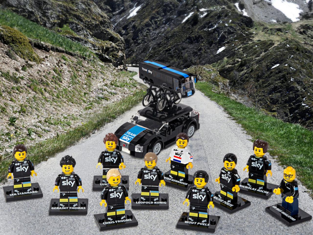 indre Uplifted bilag That's no team bus ... " - Lego recreates Sky's Tour de France line-up (and  Death Star) | road.cc