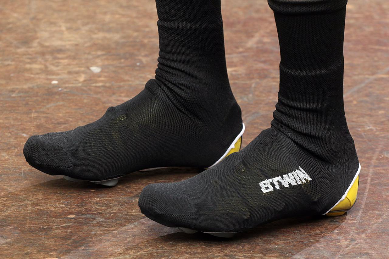 Review: BTwin Black Knit Shoe Covers 