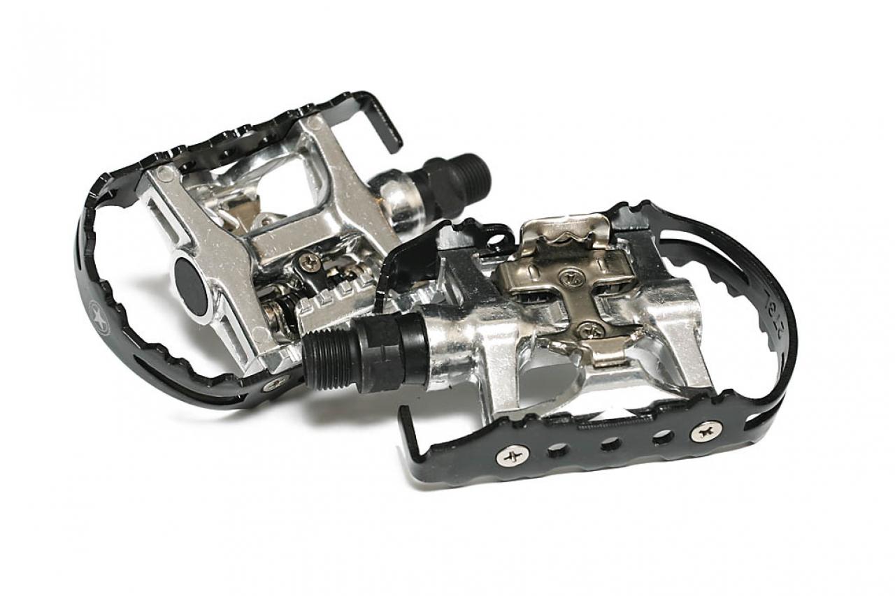 dual link pedals