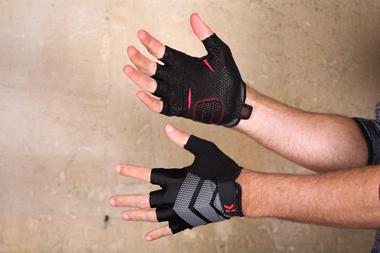 Review: Kalf Mitts | road.cc