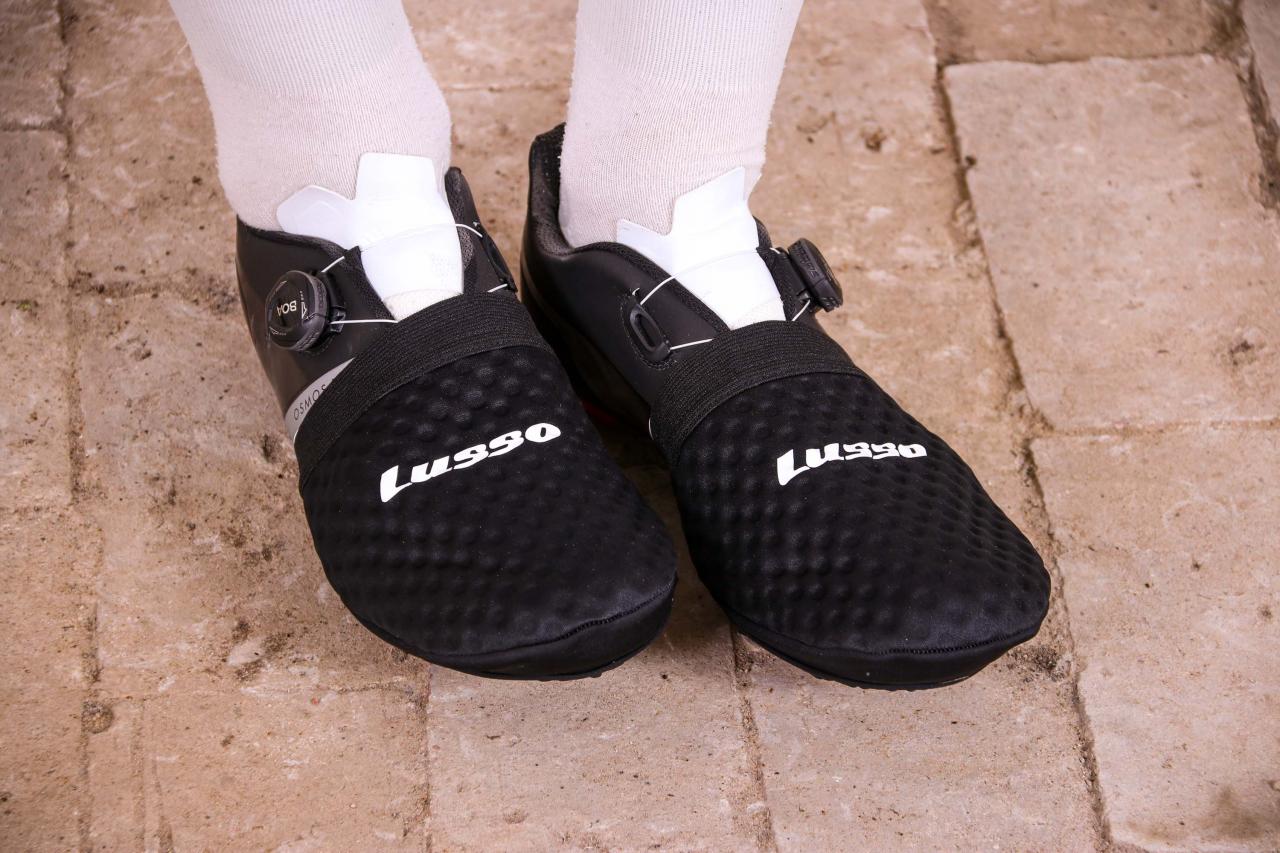 Review Lusso Thermal Toe Covers road.cc