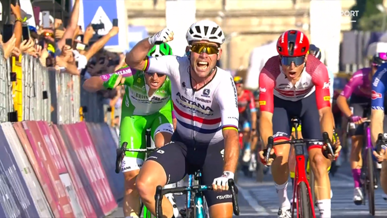 Mark Cavendish sprints to sensational farewell Giro dItalia stage win in Rome road.cc
