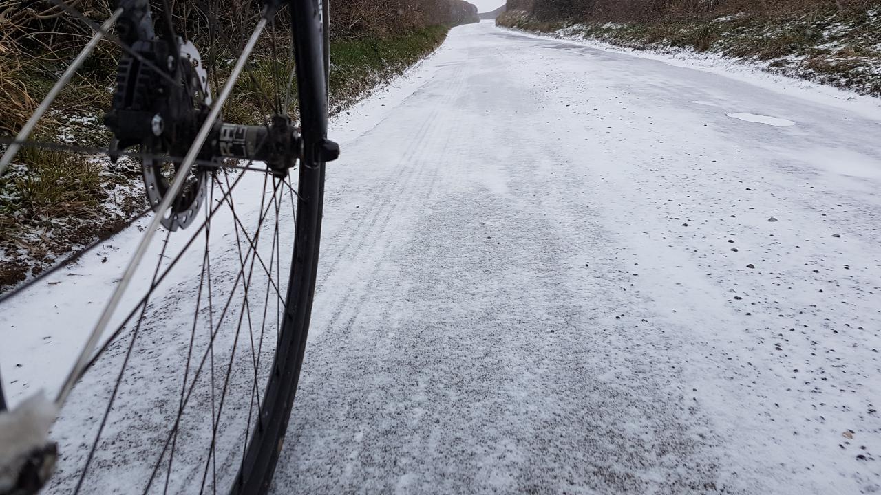 ice tyres road bike