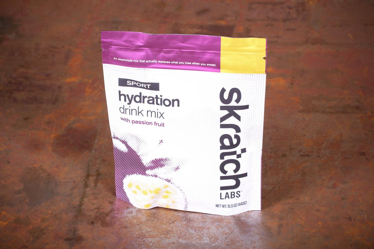 Skratch Labs Hydration Sports Drink Mix, Lemons + Limes, 440g, 20 Pack  Singles, 