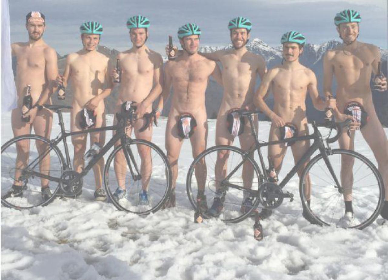 Riders pose naked in snow to raise Euros for kit | road.cc