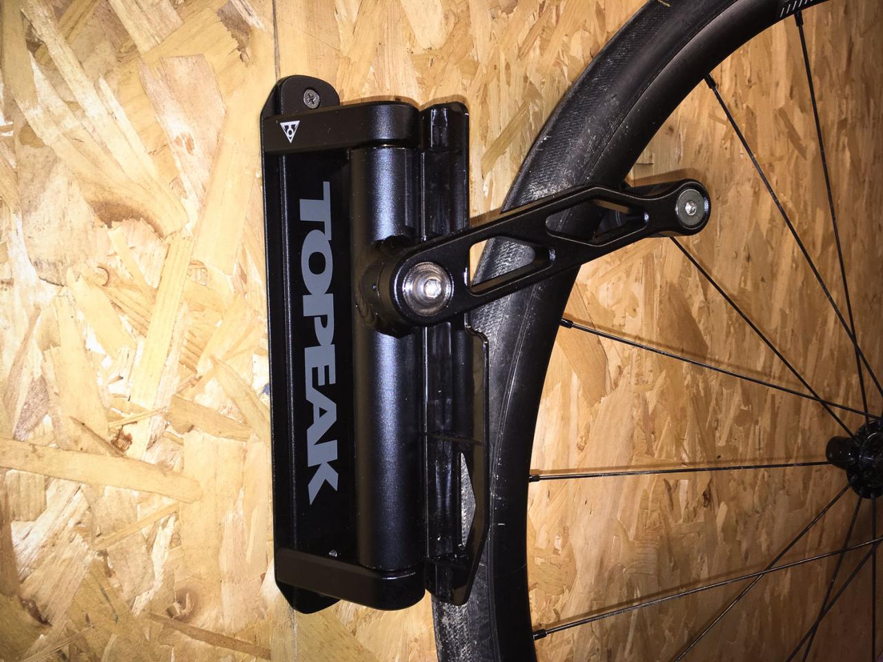 topeak wall bike rack