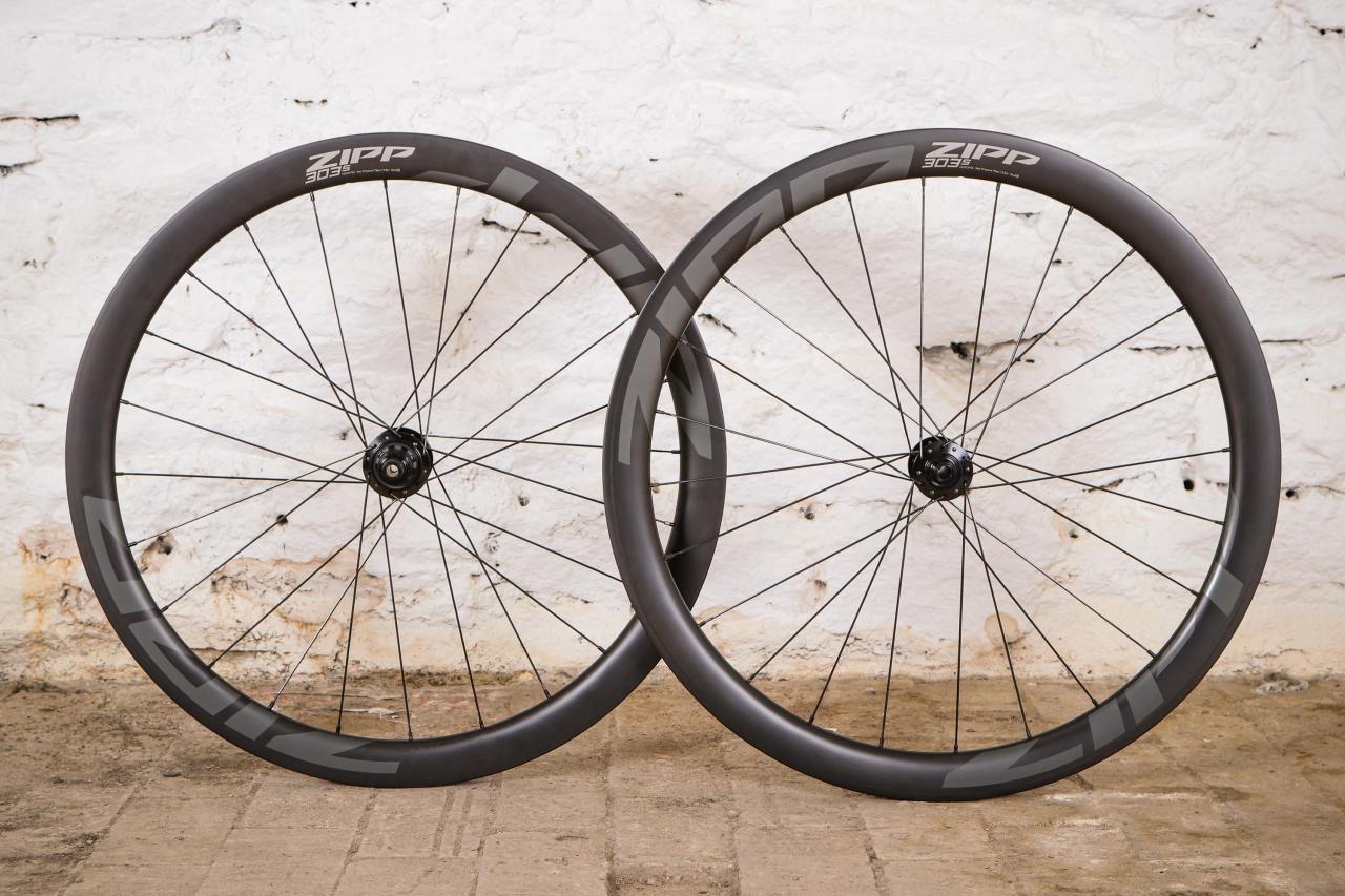 Zipp 2024 303 set