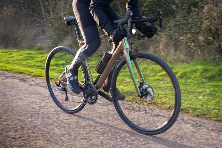 cannondale synapse gravel bike