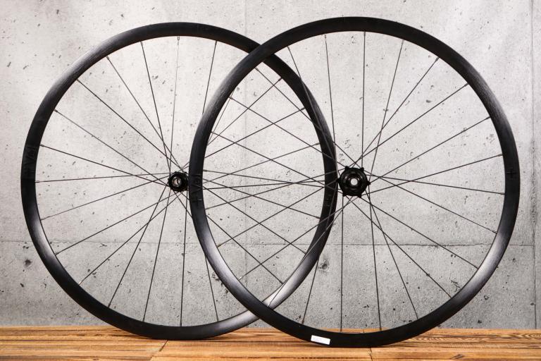 Review: Halo Aerotrack wheelset | road.cc