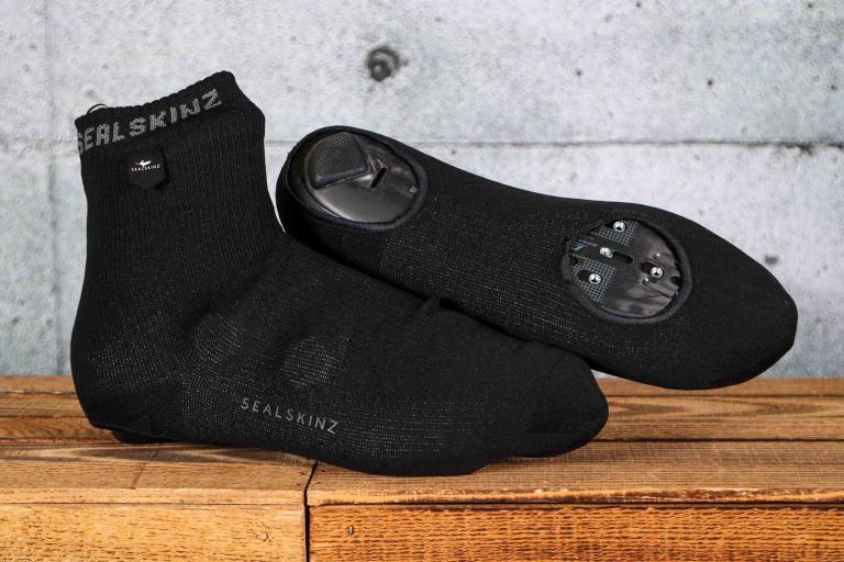 In the drops: Rapha indoor kit, OOFOS recovery shoes, Sealskinz