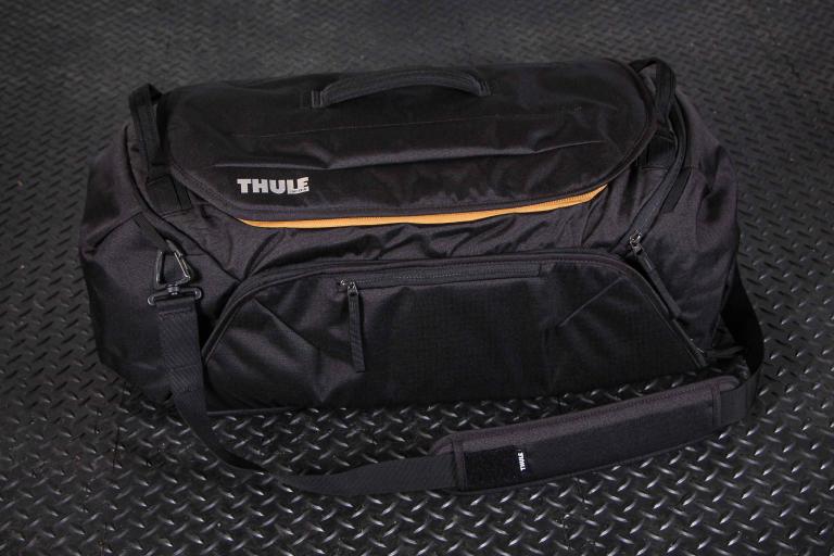 Thule RoundTrip bike duffel black