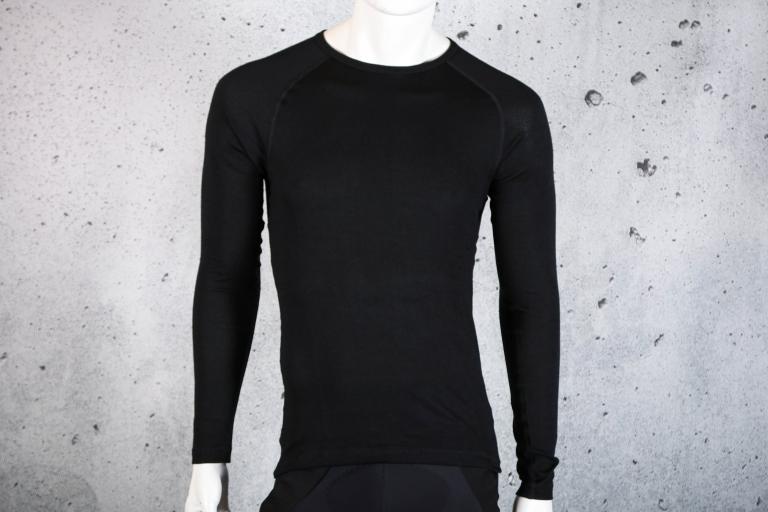 Review: Specialized Seamless Women's LS Baselayer
