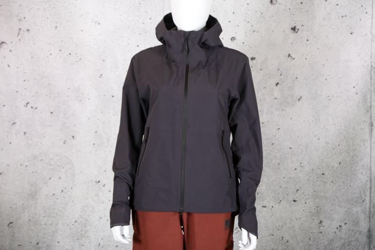 Review FWE Women s Kennington FX Reflective Waterproof Jacket road.cc