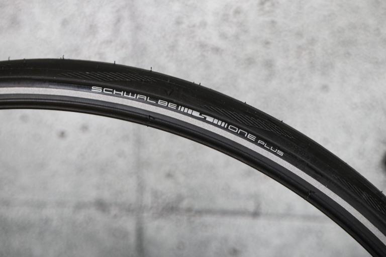 Review Schwalbe Ultremo R.1 folding tyre road.cc