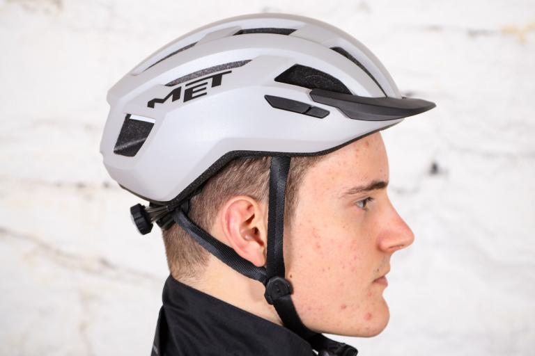 smith signal helmet review