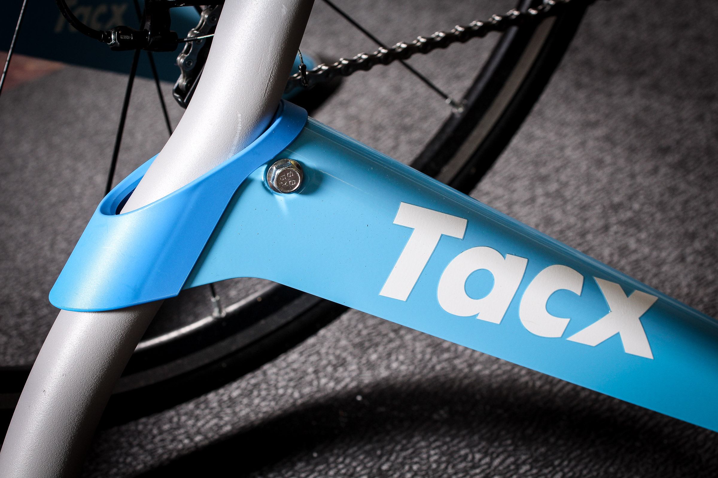 tacx booster bike trainer