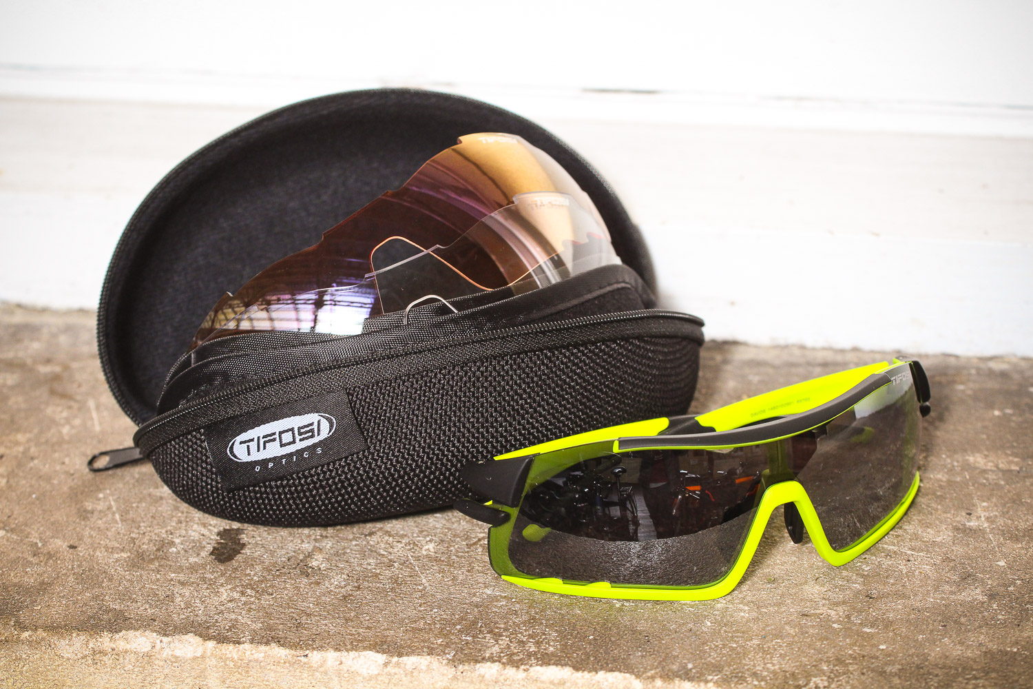 Tifosi Davos Race Neon Sunglasses Interchangeable Lenses NEW