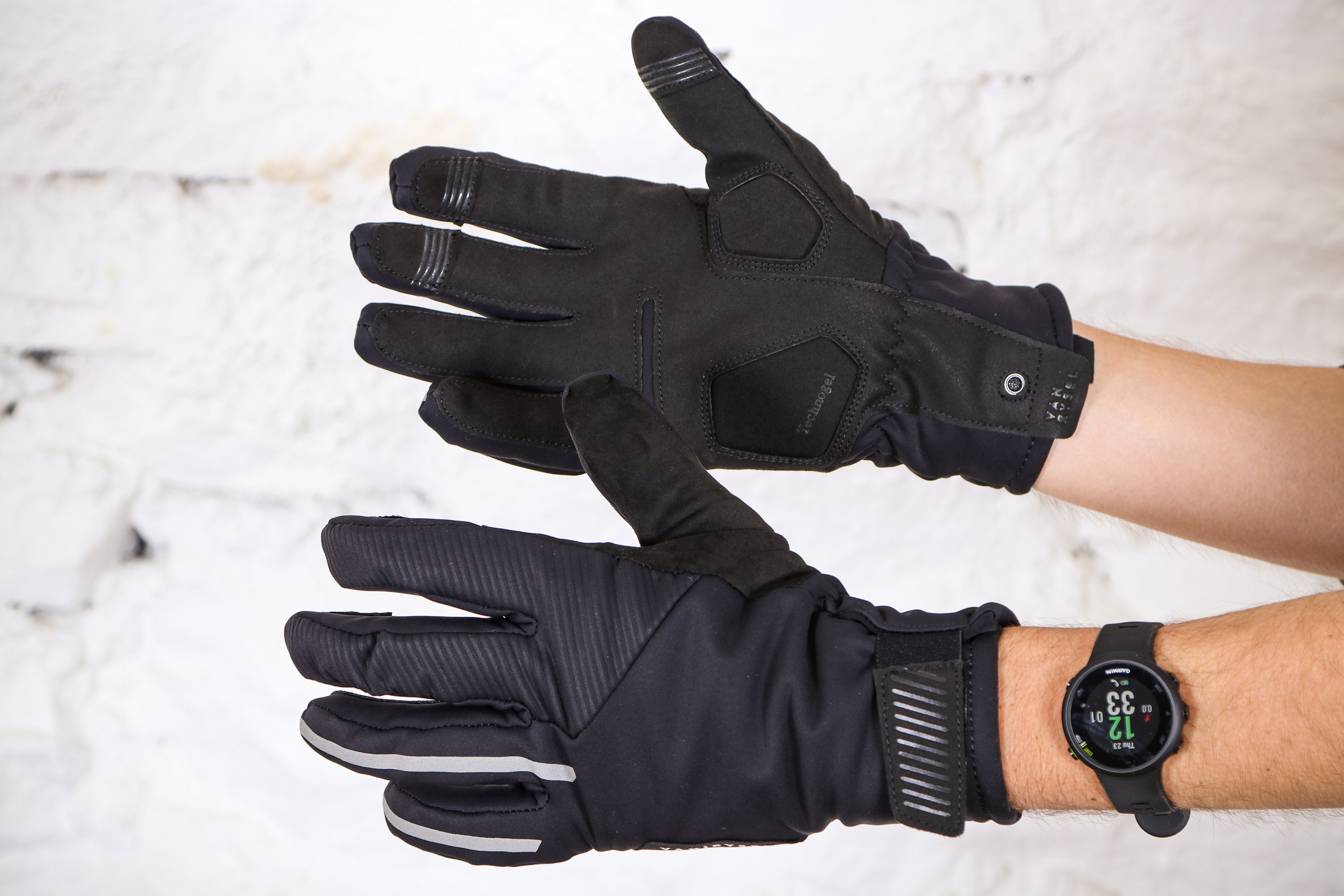 warm winter cycling gloves