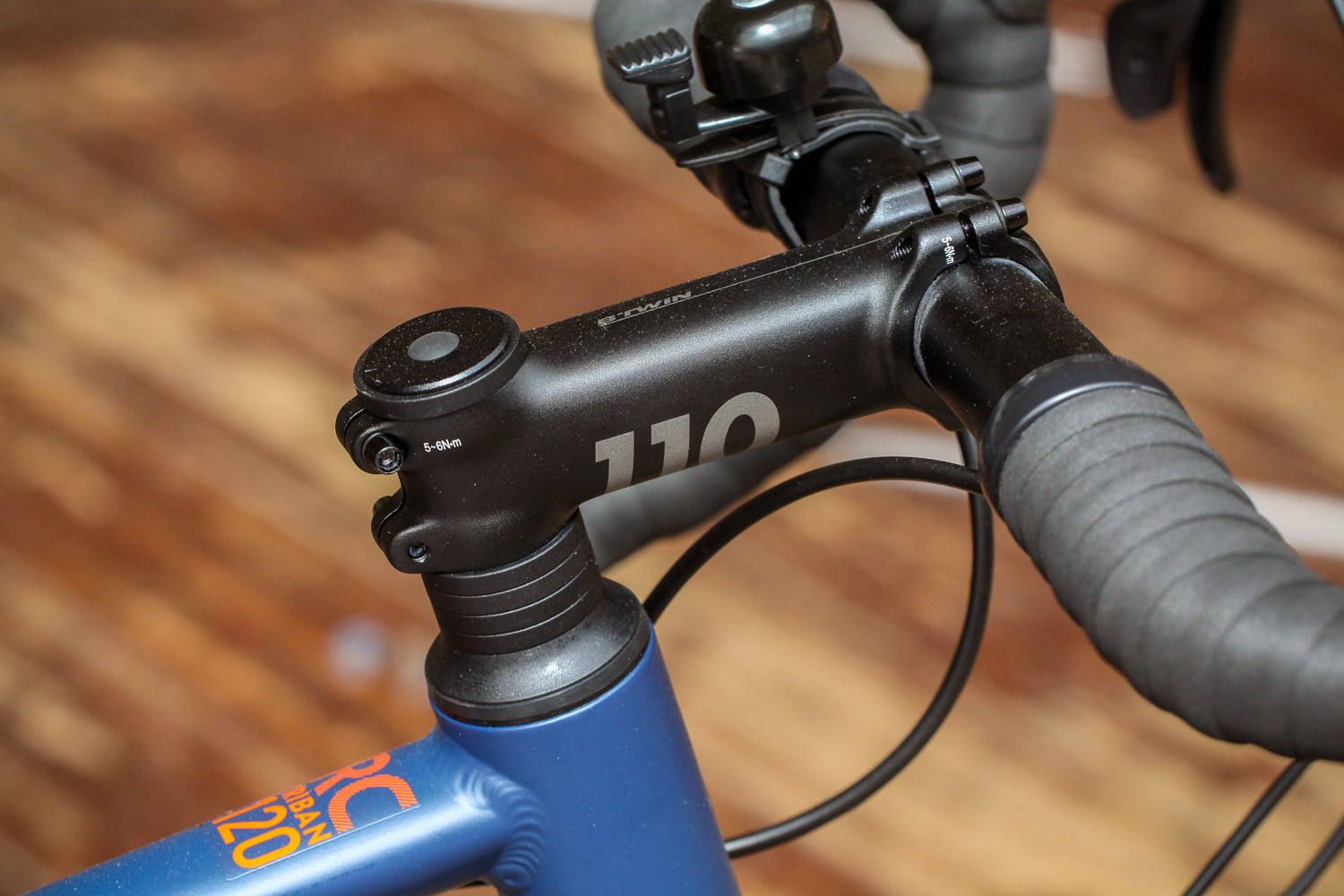 triban rc120 disc road bike review