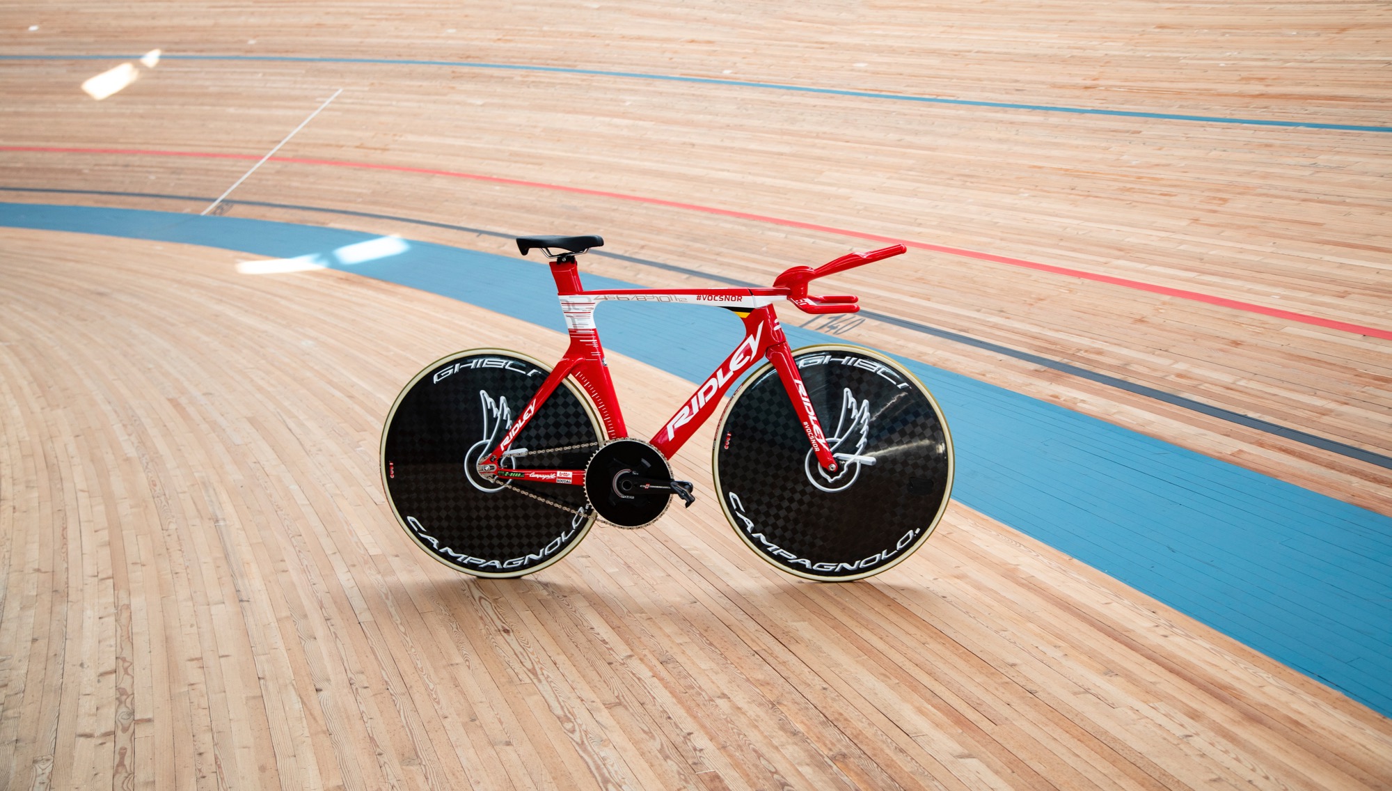 Check out Victor Campenaerts' hour record setting Ridley Arena TT bike ...