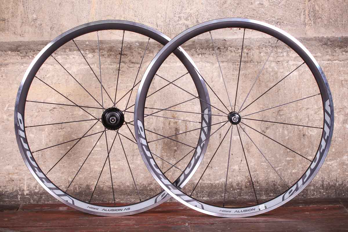 Review: Vittoria Alusion Aero Alloy Clincher Wheelset | road.cc