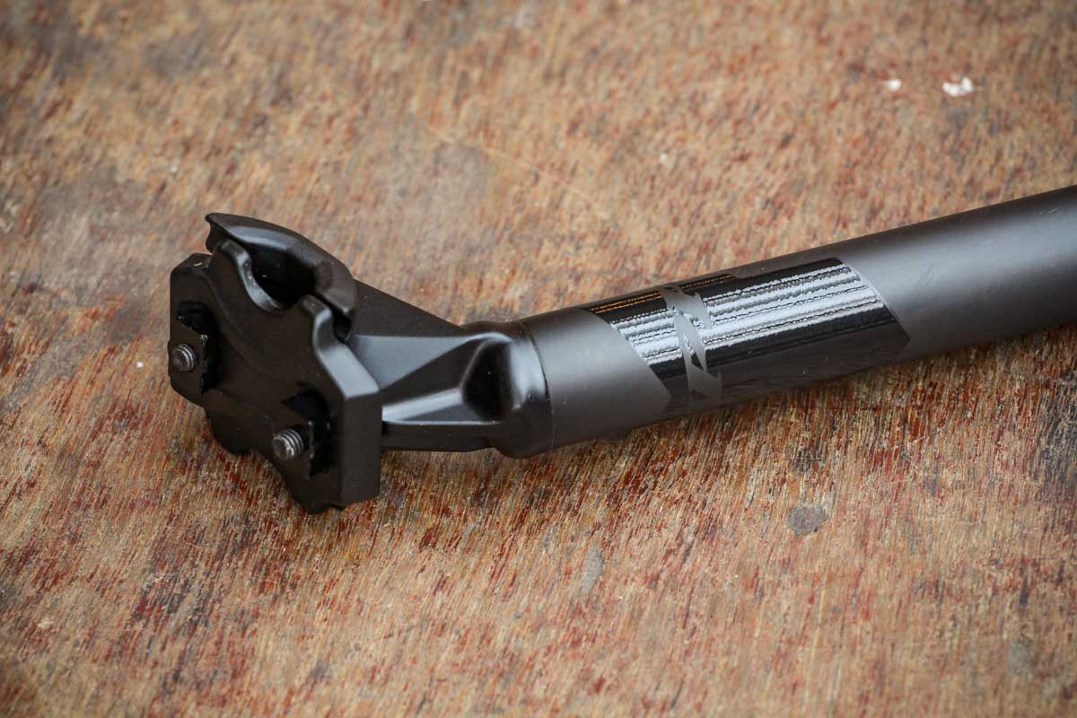 zipp seatpost clamp