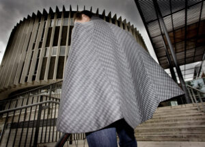 Dashing Tweed &ndash; cycling cape