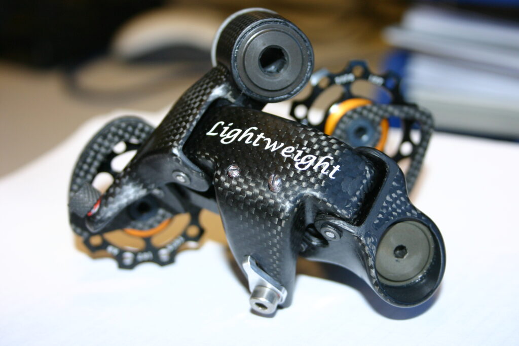 Lightweight rear mech