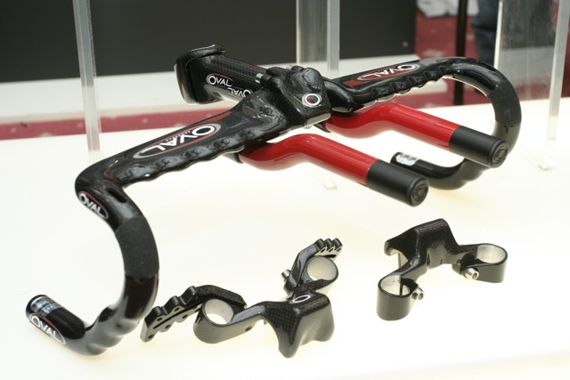 Oval Concepts integrated bar system