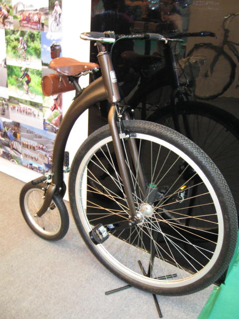 Charge Mangle prototype (production versions have a larger rear wheel)