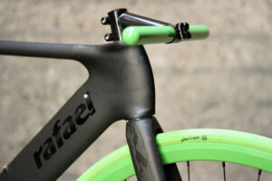 Rafael carvon SS detail