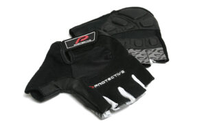 Protective Freestyle gloves