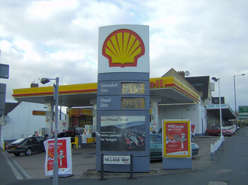Petrol Station – pic: Billy Hicks
