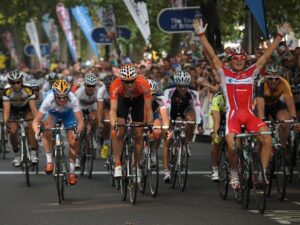 Michele Merlo of Barloworld celebrates winning Stage 8 of the 2009 Tour of Britain