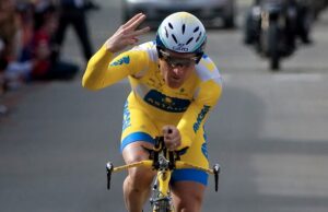 Leipheimer makes it 3 (pic courtesy Photosport International).jpg