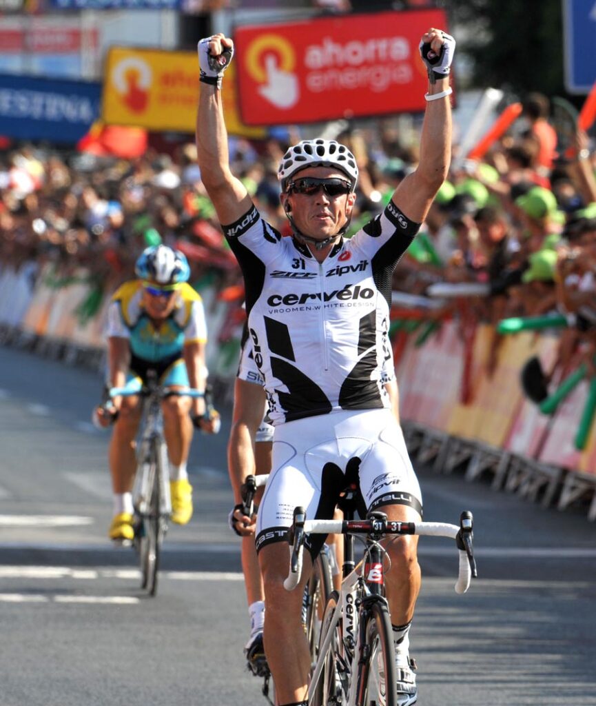 Simon Gerrans celebrates his win in Stage 10 of the 2009 Vuelta © Unipublic