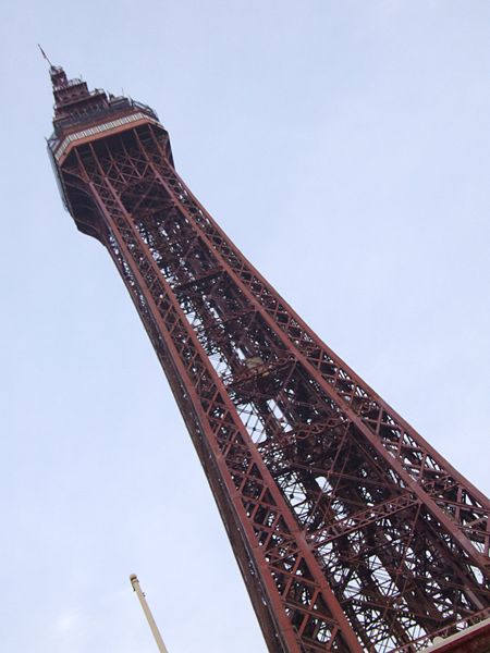 blackpool tower.jpg