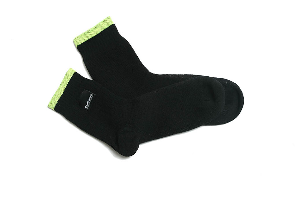 Seal Skinz hi-viz socks