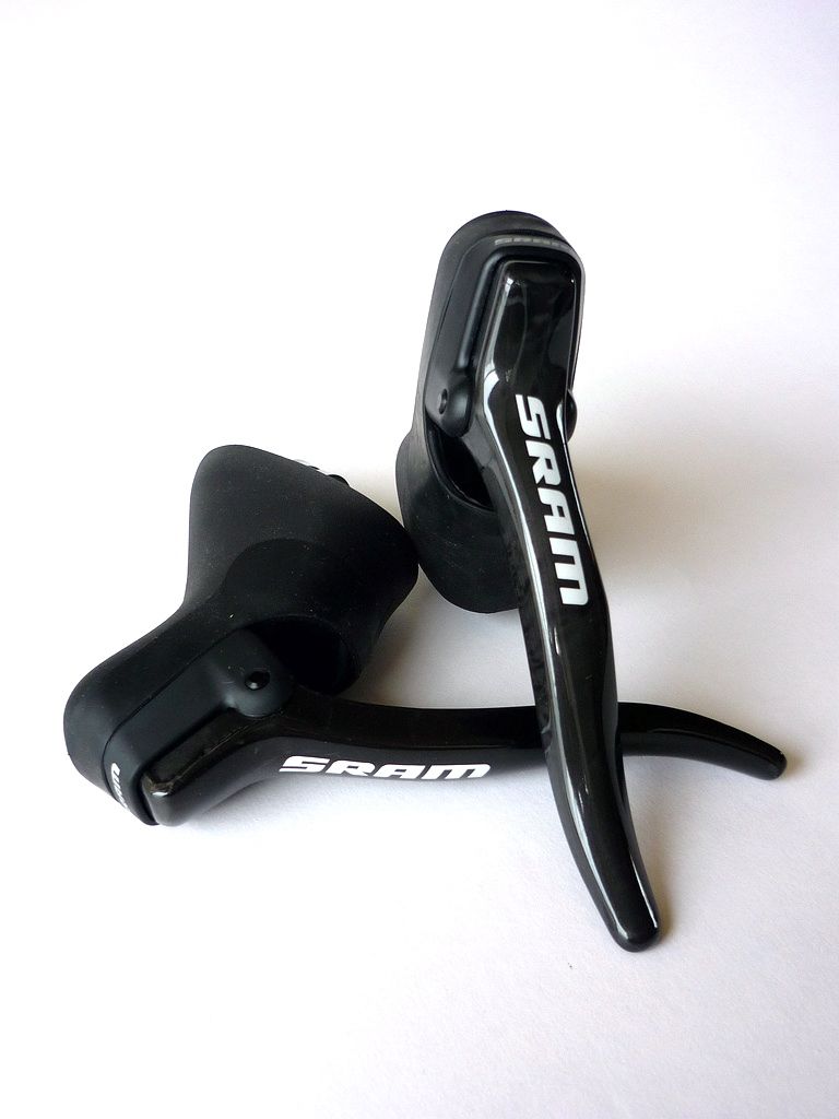 SRAM-S900.jpg
