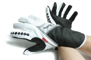 Sugoi RS Zero glove