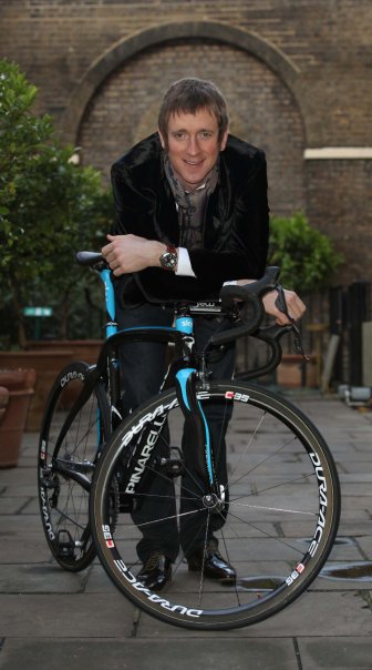Bradley Wiggins unveiled by Team Sky.jpg