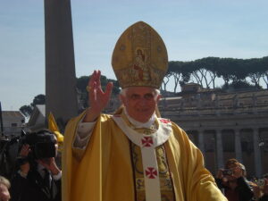 Pope Benedict XVI (copyright rvin88:Wikimedia Commons).jpg