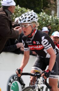 Emma Pooley riding to victory Fleche Wallone 2010 &copy;Photosport Int.jpg