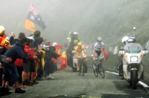 Andy Schleck leads Alberto Contador up the Tourmalet &copy; PhotoSport International.jpg