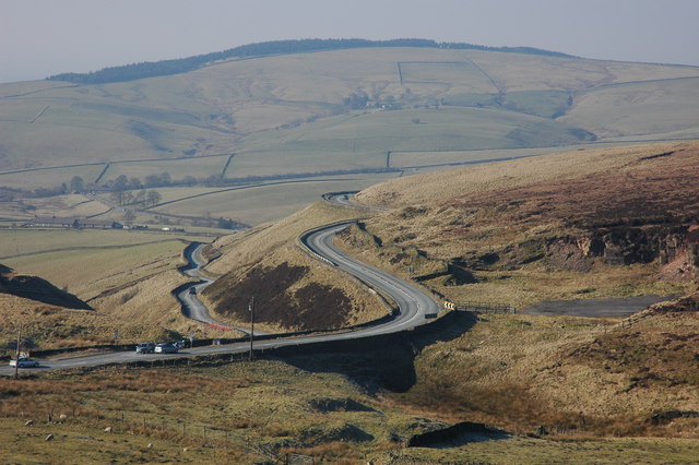 Cat and Fiddle (picture credit- Philip Halling, Wikimedia Commons).jpg