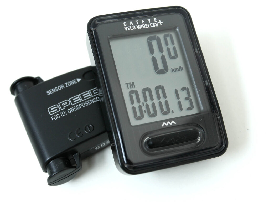 Cateye Velo Wireless Plus cycle computer