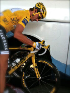 Fabian Cancellara get his yellow Specialized tarmac - pic courtesy SRAM
