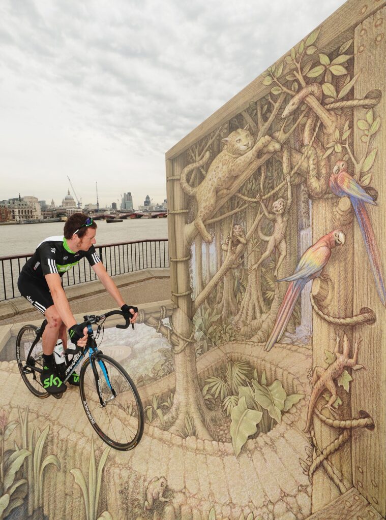 Bradley Wiggins models Team Sky’s special Rainforest kit for 2010 Tour of Britain