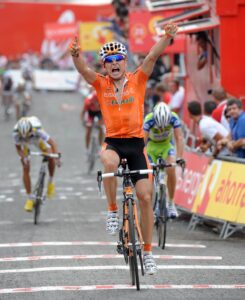 Igor Anton wins Stage 4 of the 2010 Vuelta (copyright Unipublic/Graham Watson)